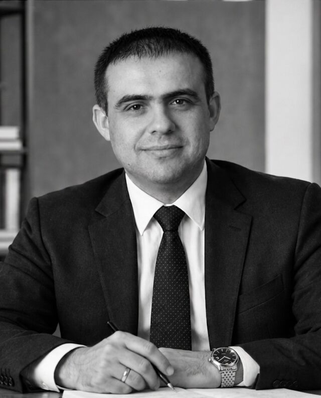 Евгений Савенко